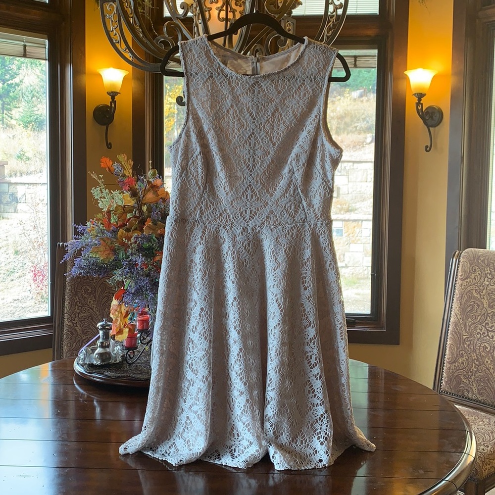 London Times Lace Taupe Dress size 14